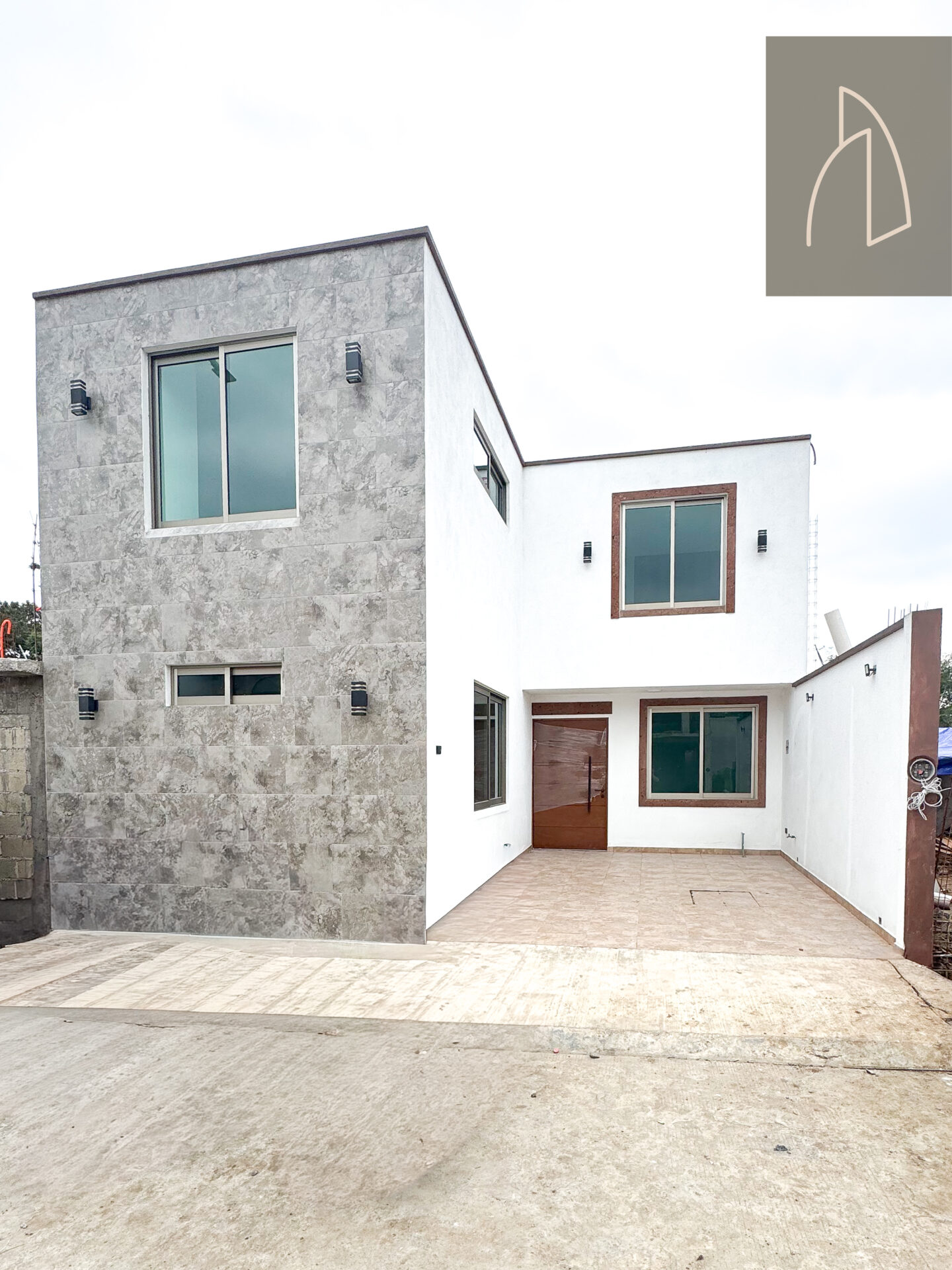 Casa Lumina • En Venta Fracc. Lirios
