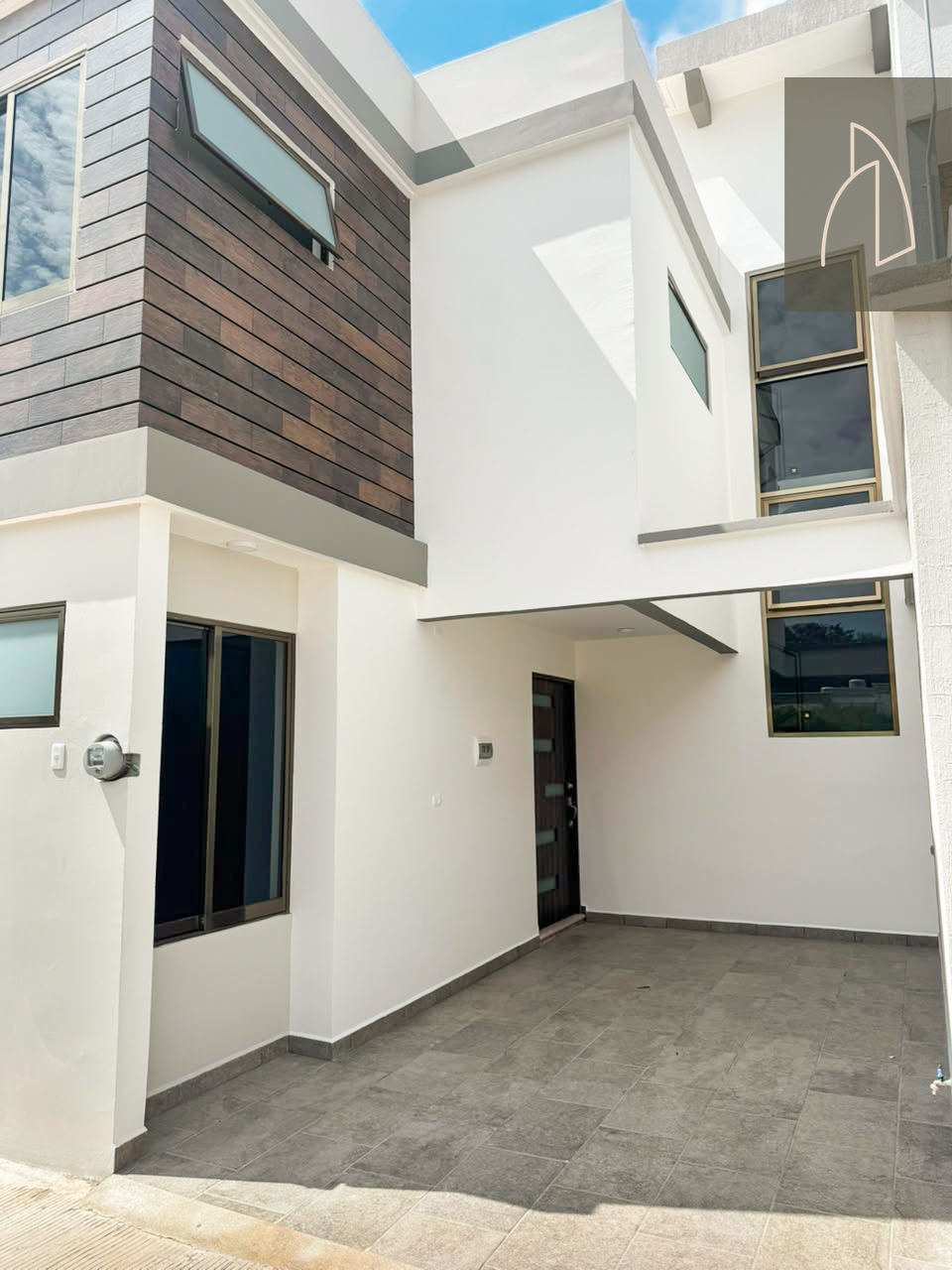 Casa Zerina • En Venta Fracc. Lirios