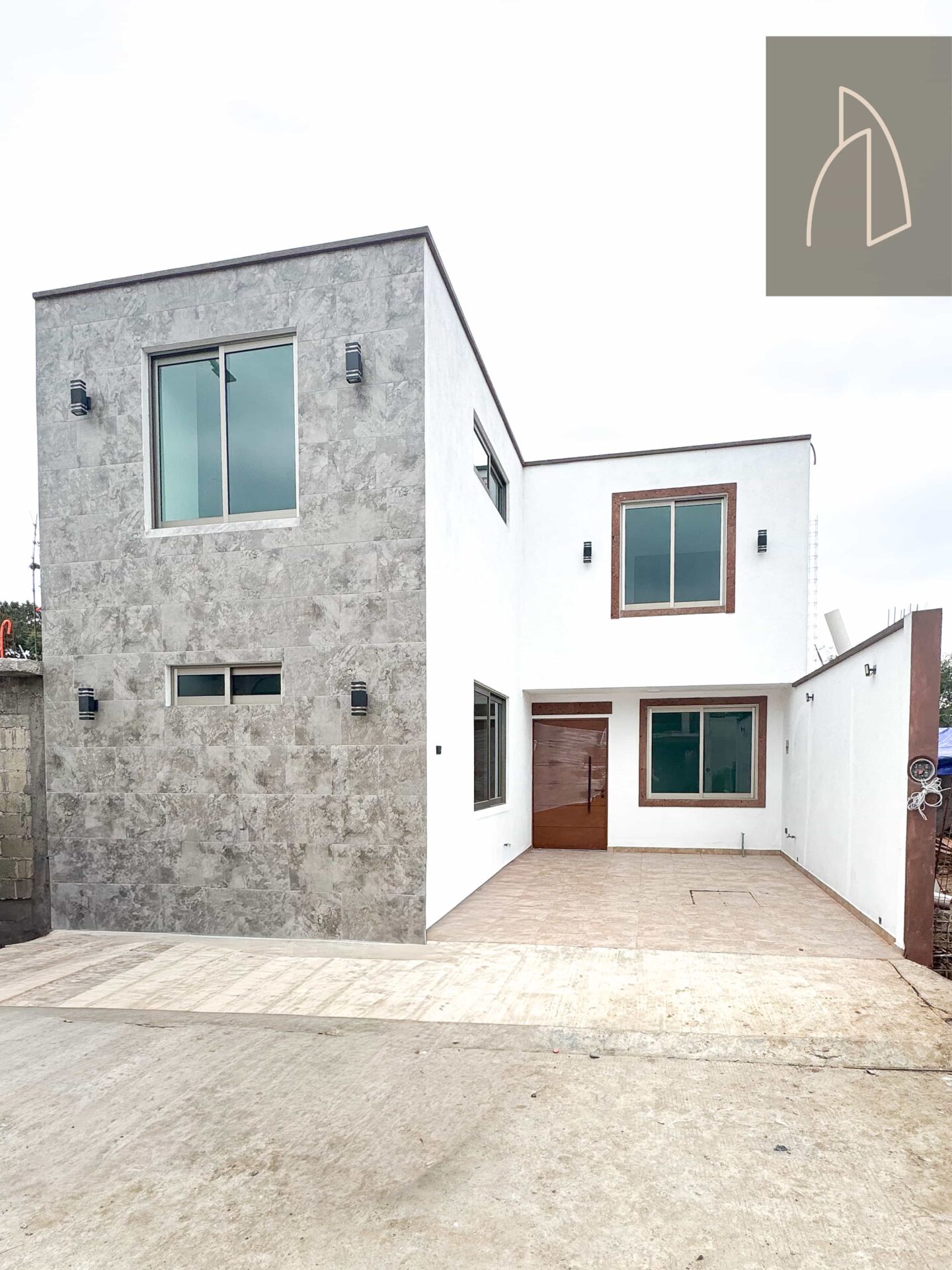 Casa Lumina • En Venta Fracc. Lirios
