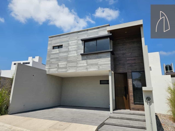 Casa Virena • En Venta Fraccionamiento La Molienda