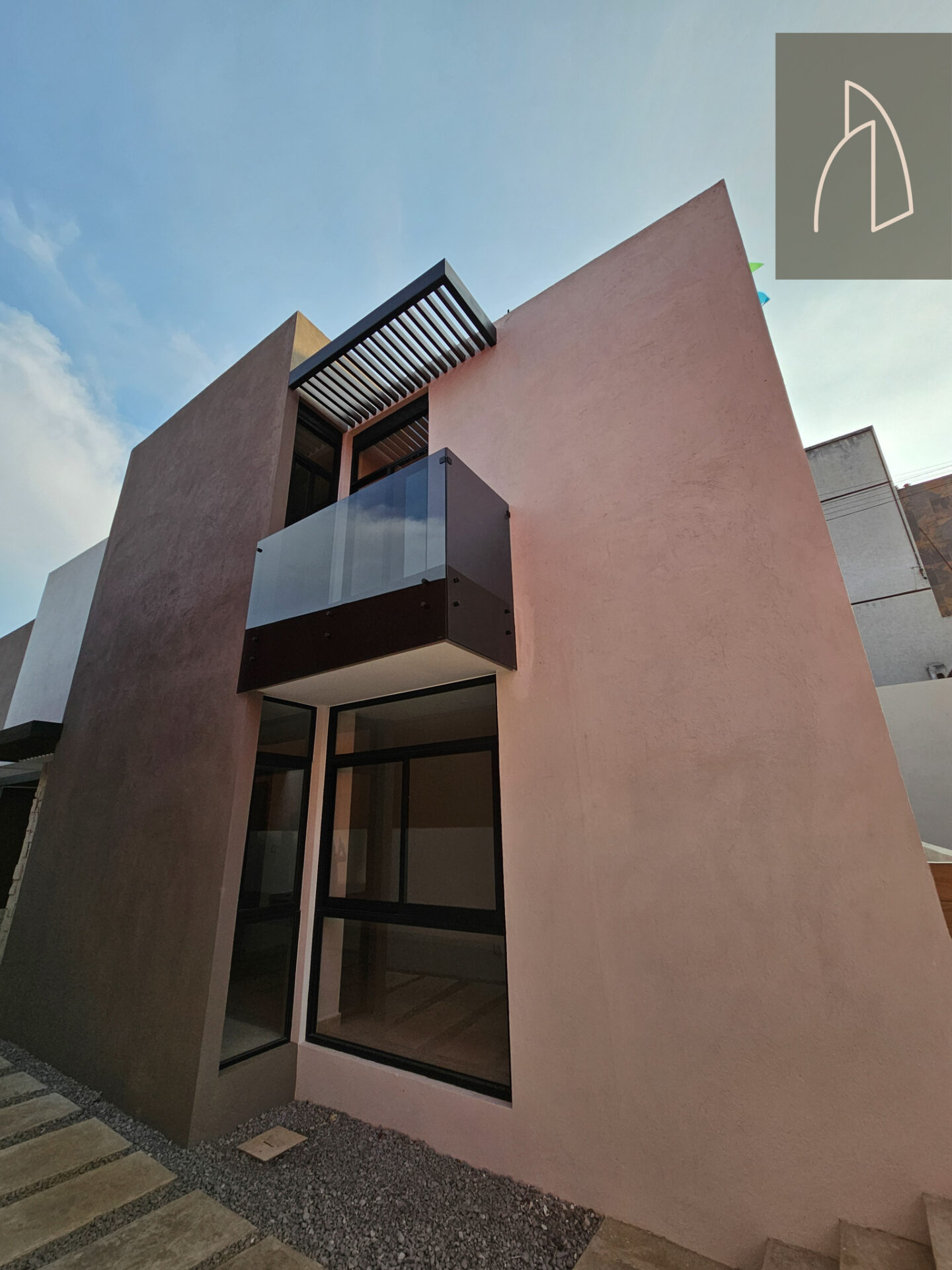 Casa TASSO • En Pre venta Santa Rosa