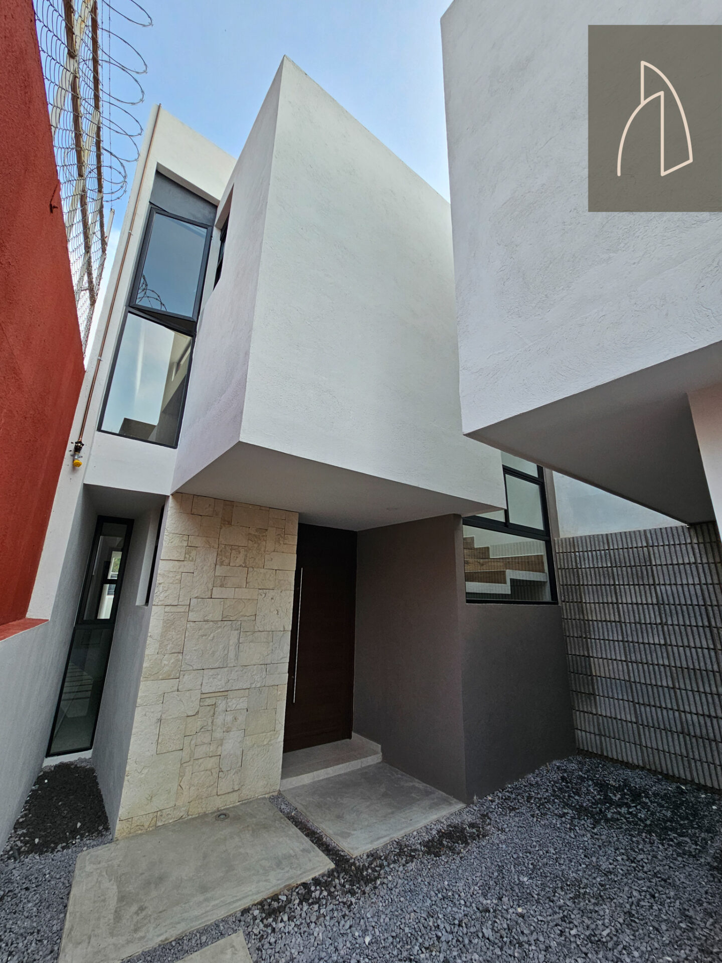 Casa TASSO • En Pre venta Santa Rosa