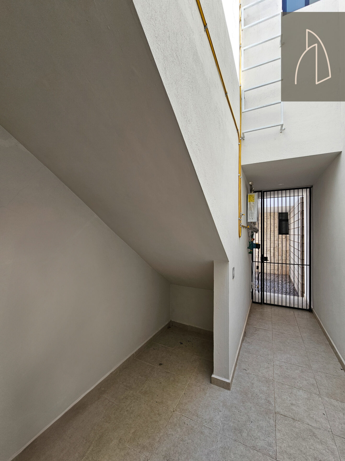 Casa TASSO • En Pre venta Santa Rosa