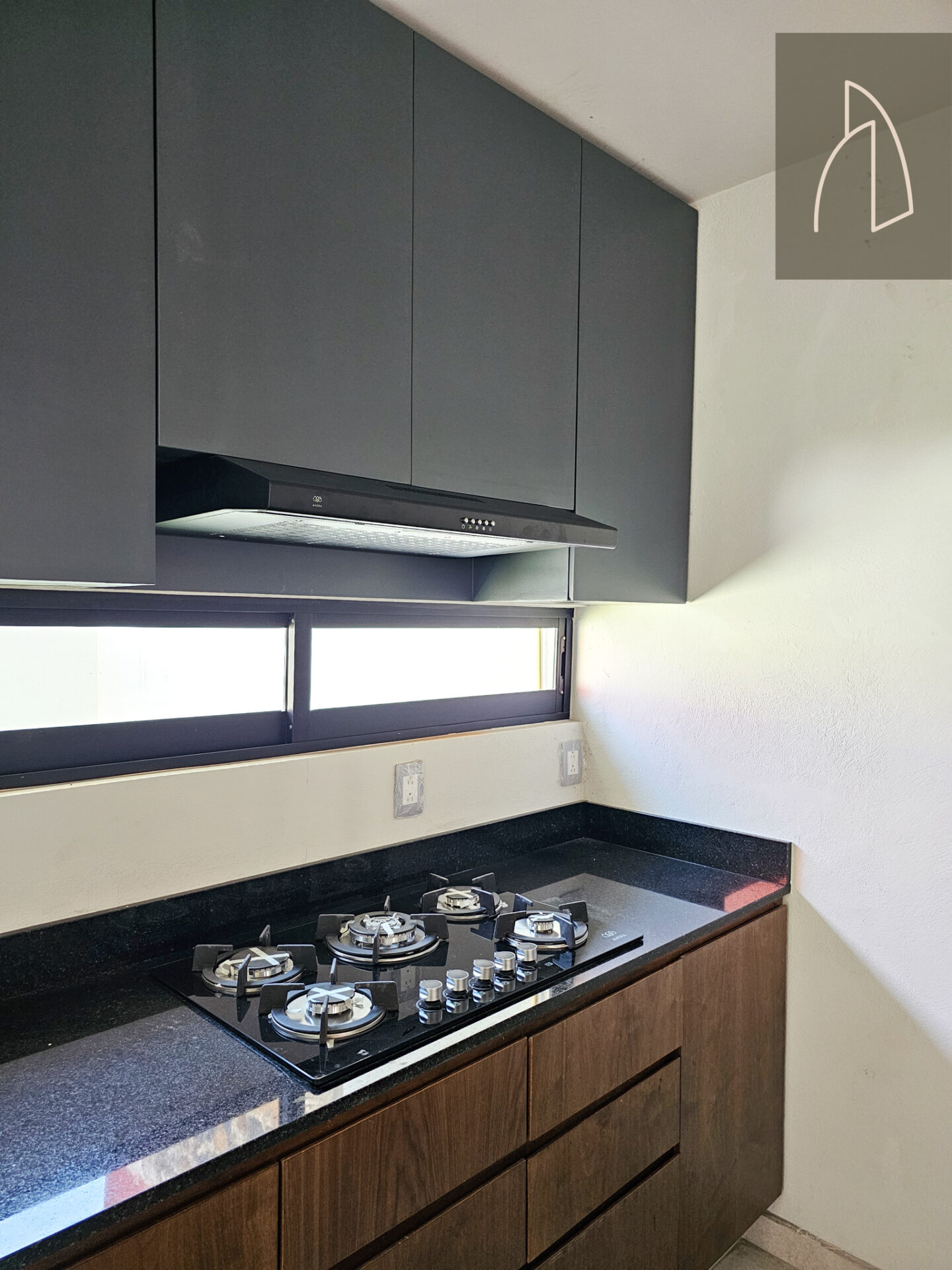 Casa TASSO • En Pre venta Santa Rosa
