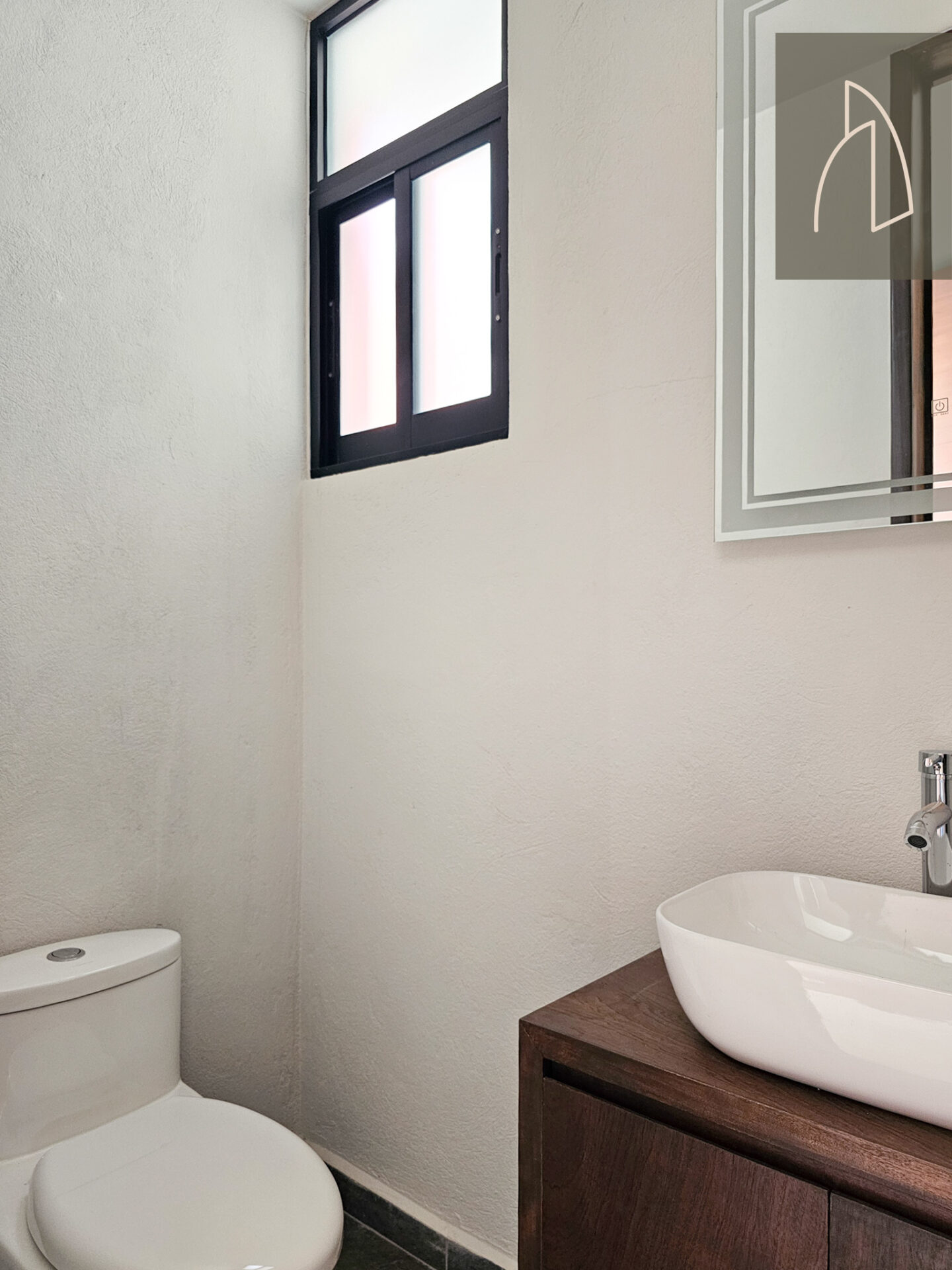 Casa TASSO • En Pre venta Santa Rosa