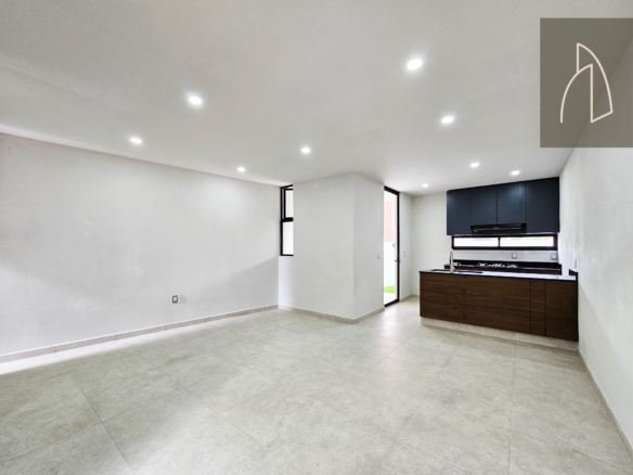 Casa ROSSO • En Venta Santa Rosa
