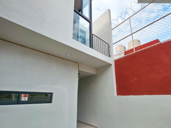 Casa ROSSO • En Venta Santa Rosa