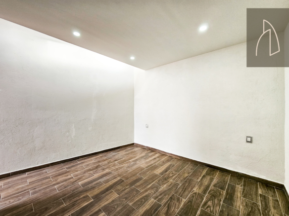 Casa ROSSO • En Venta Santa Rosa