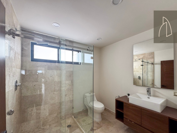 Casa Alvia • En Venta Fracc. Anturios