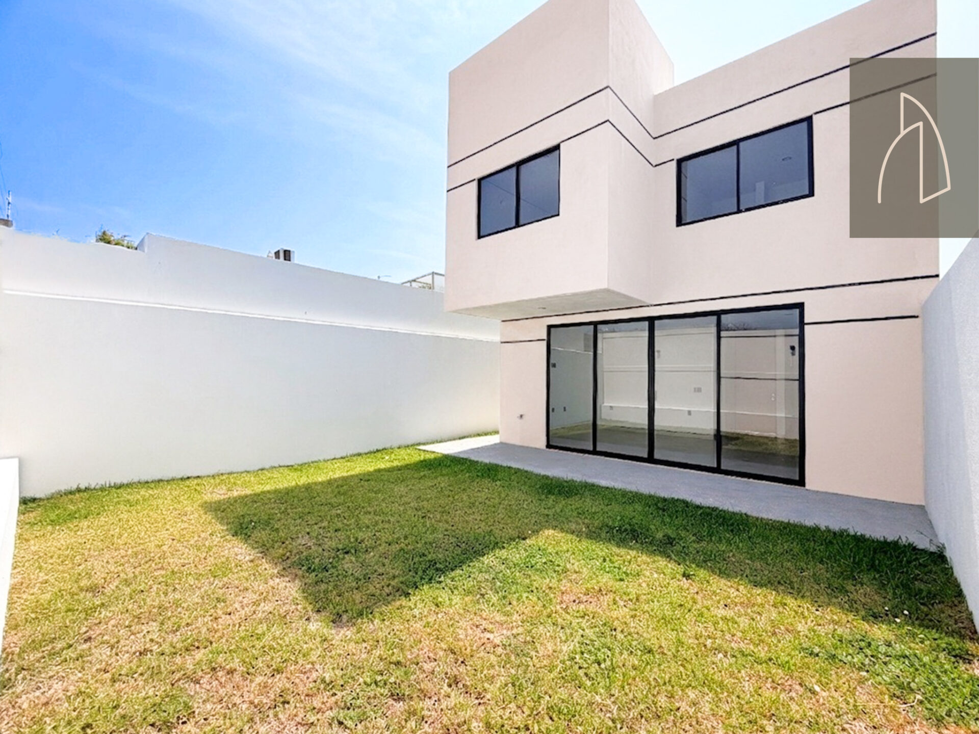 Casa Avita • En Venta Fracc. Lomas Mediterráneo
