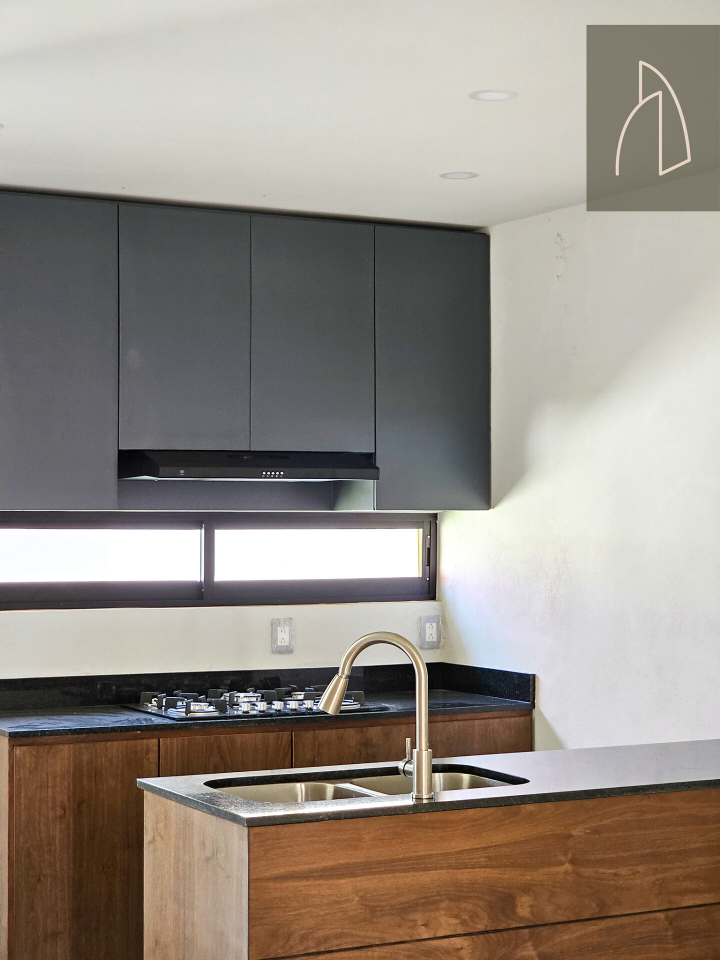Casa TASSO • En Pre venta Santa Rosa