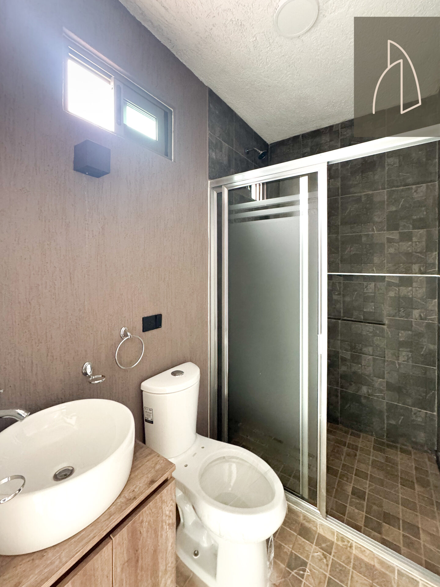 Casa Lumina • En Venta Fracc. Lirios