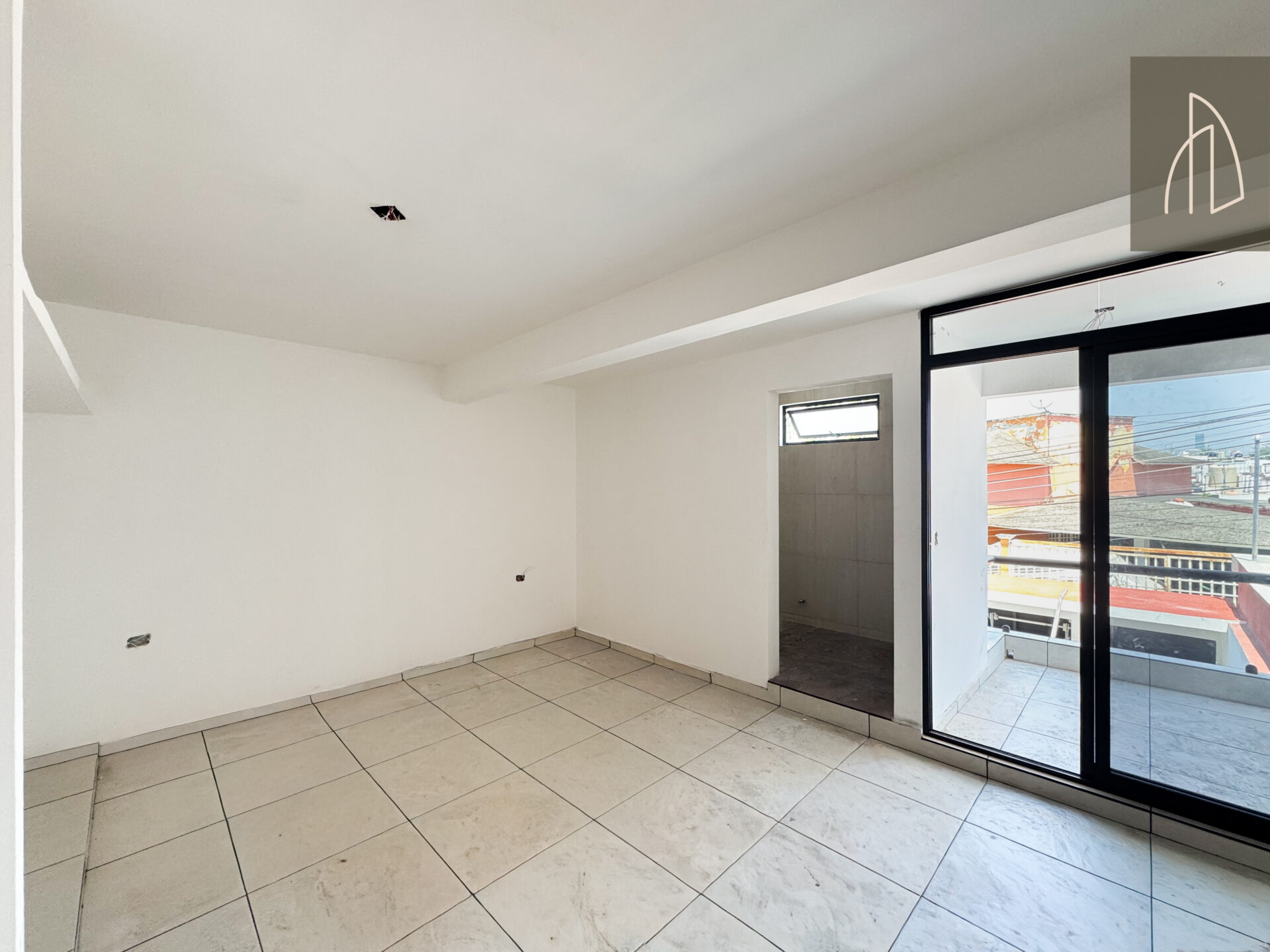 Casa Lirva • En Venta Col. Bugambilias