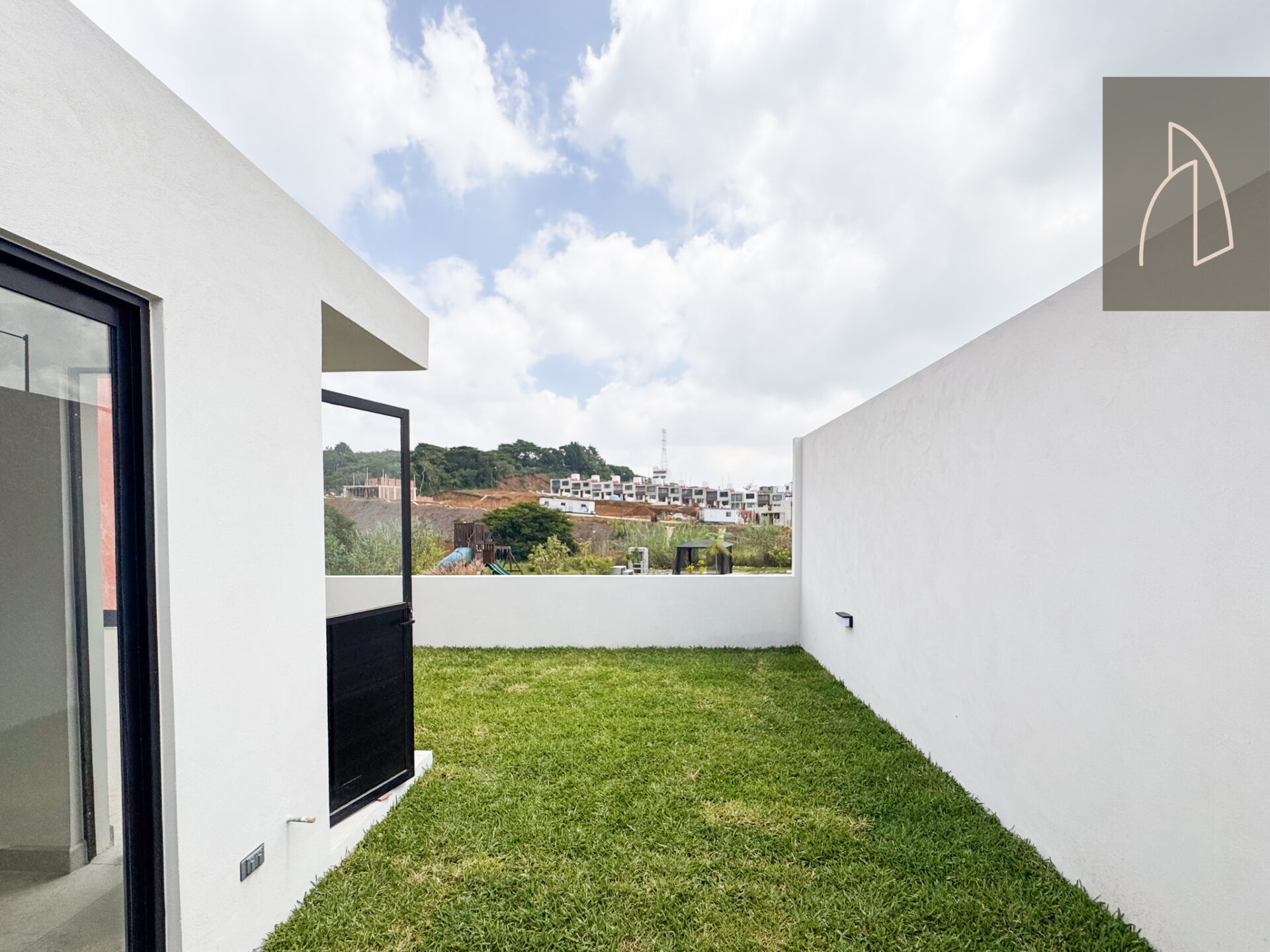 Casa SILVA • En Venta Fracc. Los Almendros