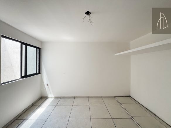 Casa Lirva • En Venta Col. Bugambilias