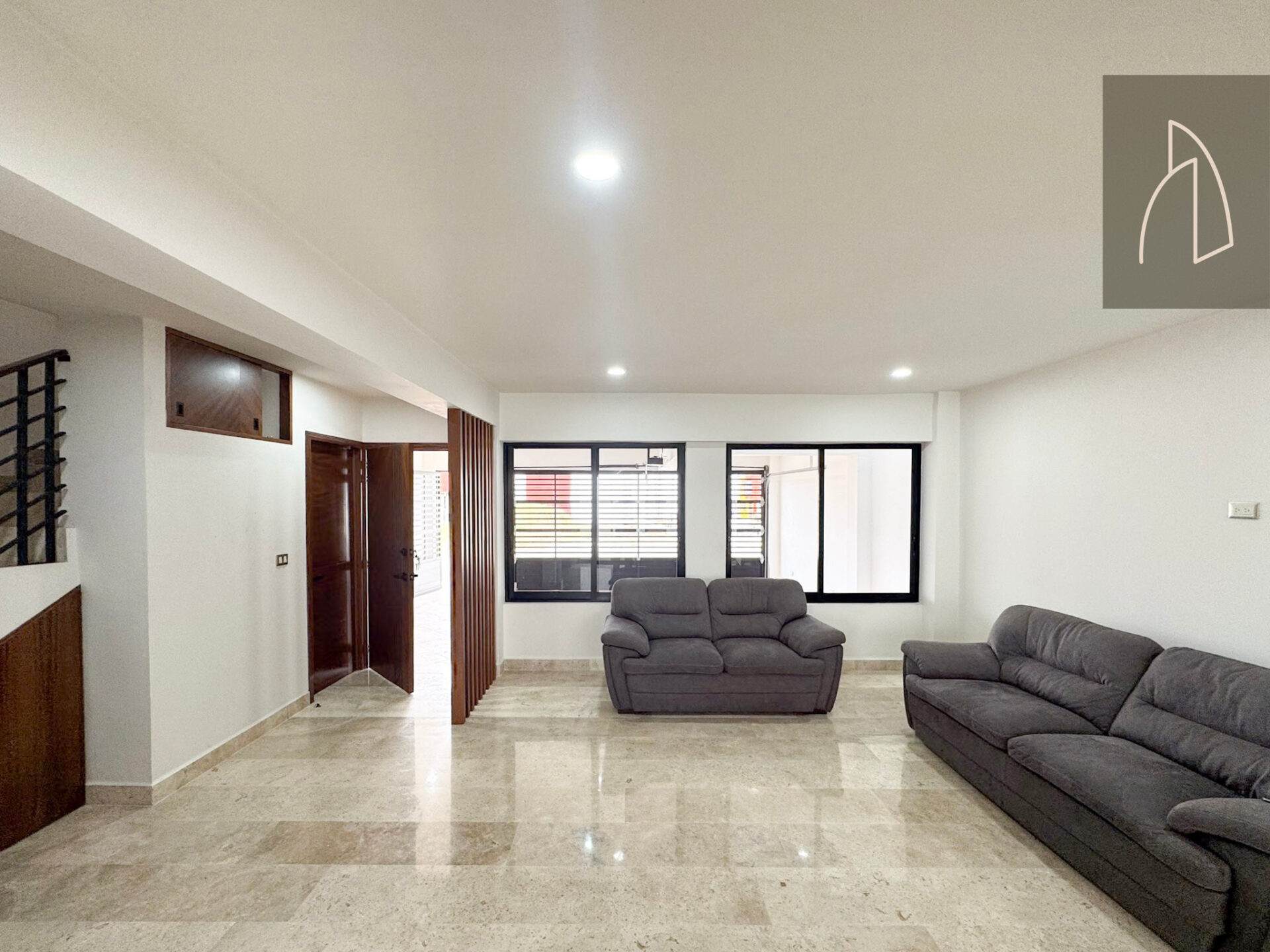 Casa Alvia • En Venta Fracc. Anturios