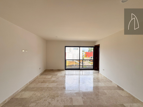 Casa Alvia • En Venta Fracc. Anturios