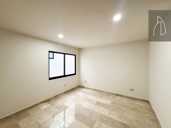 Casa Alvia • En Venta Fracc. Anturios