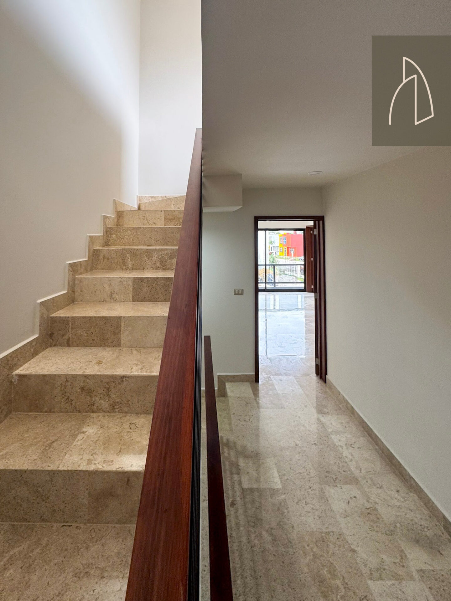 Casa Alvia • En Venta Fracc. Anturios