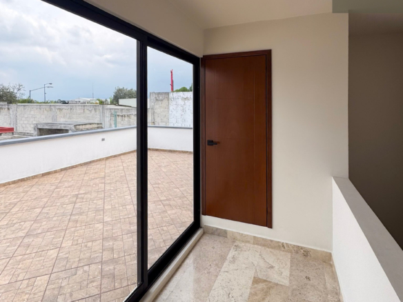 Casa Alvia • En Venta Fracc. Anturios