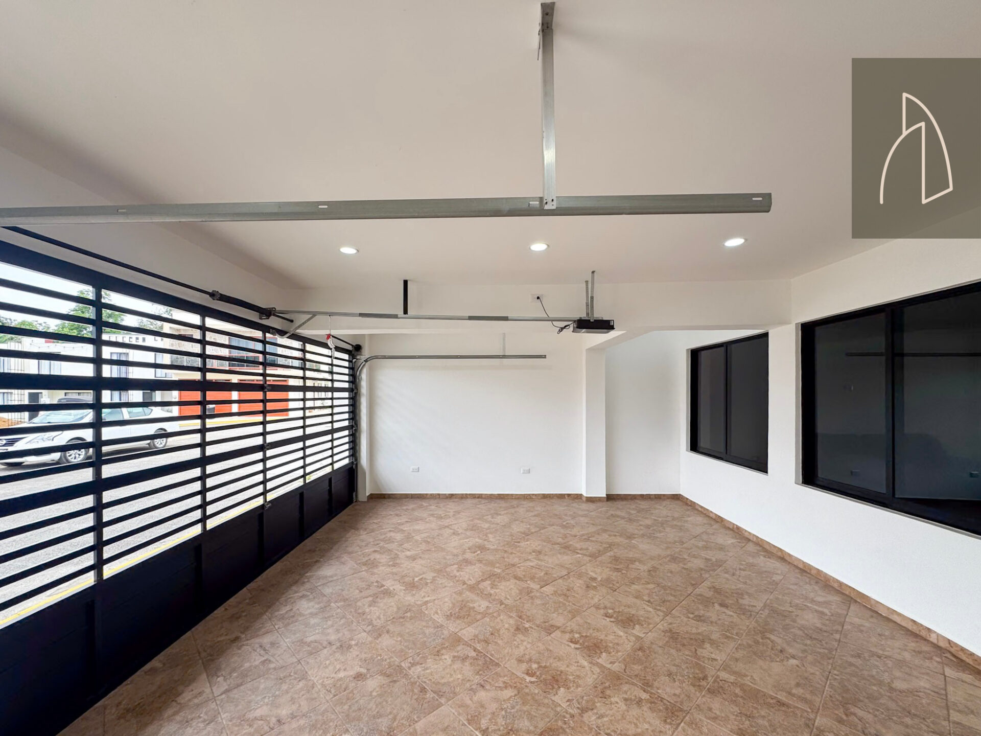 Casa Alvia • En Venta Fracc. Anturios