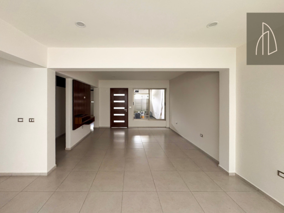 Casa Eldora • En Venta Fracc. Anturios