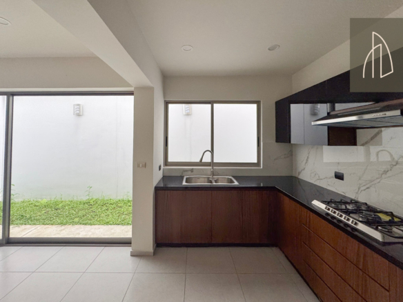 Casa Eldora • En Venta Fracc. Anturios