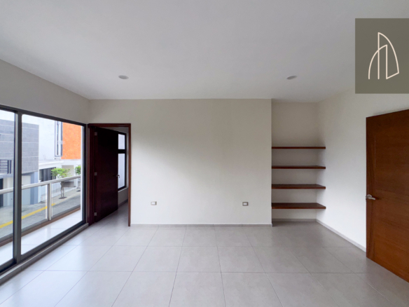 Casa Eldora • En Venta Fracc. Anturios