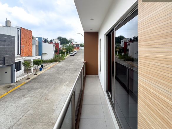 Casa Eldora • En Venta Fracc. Anturios