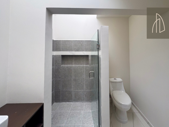 Casa Arisa • En Venta Fracc. Anturios