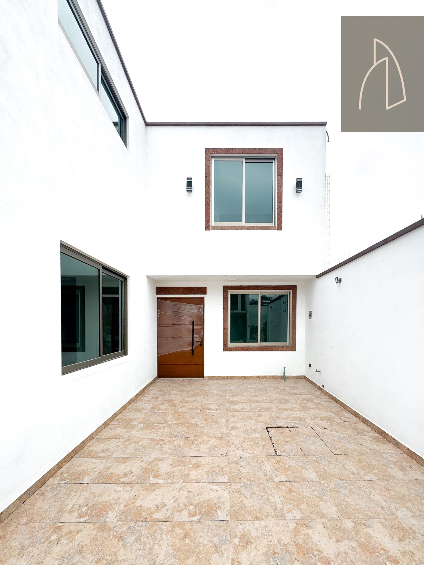 Casa Lumina • En Venta Fracc. Lirios