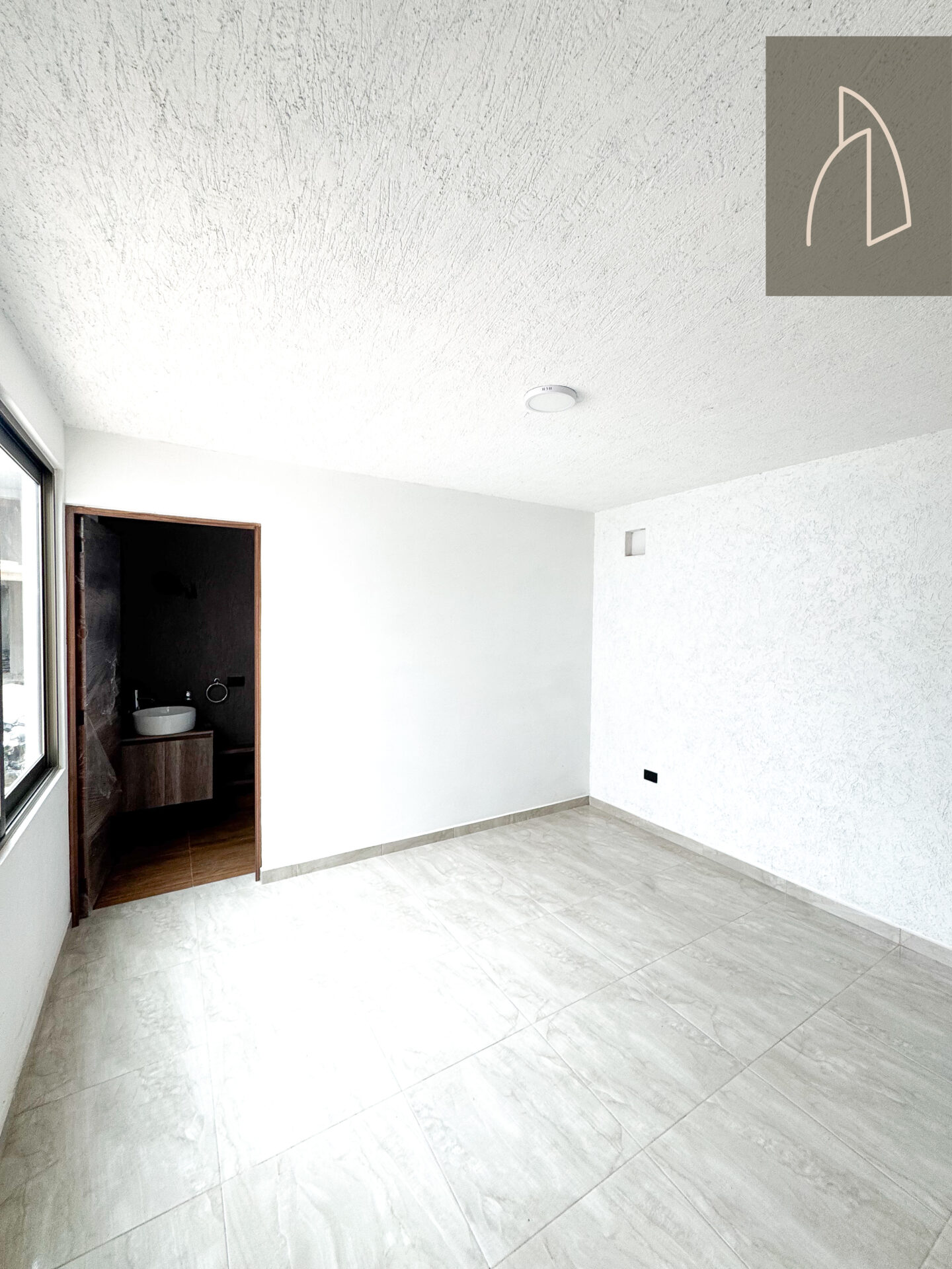 Casa Lumina • En Venta Fracc. Lirios