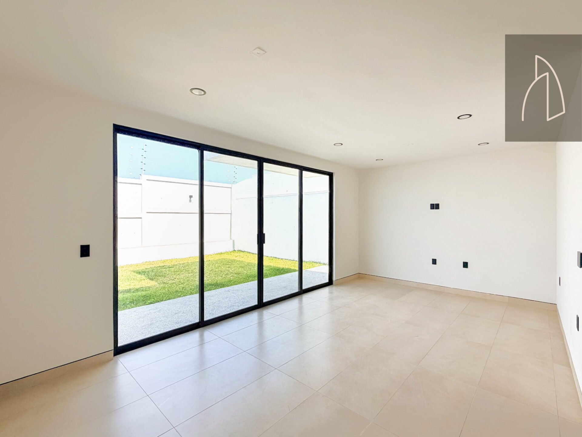Casa Avita • En Venta Fracc. Lomas Mediterráneo