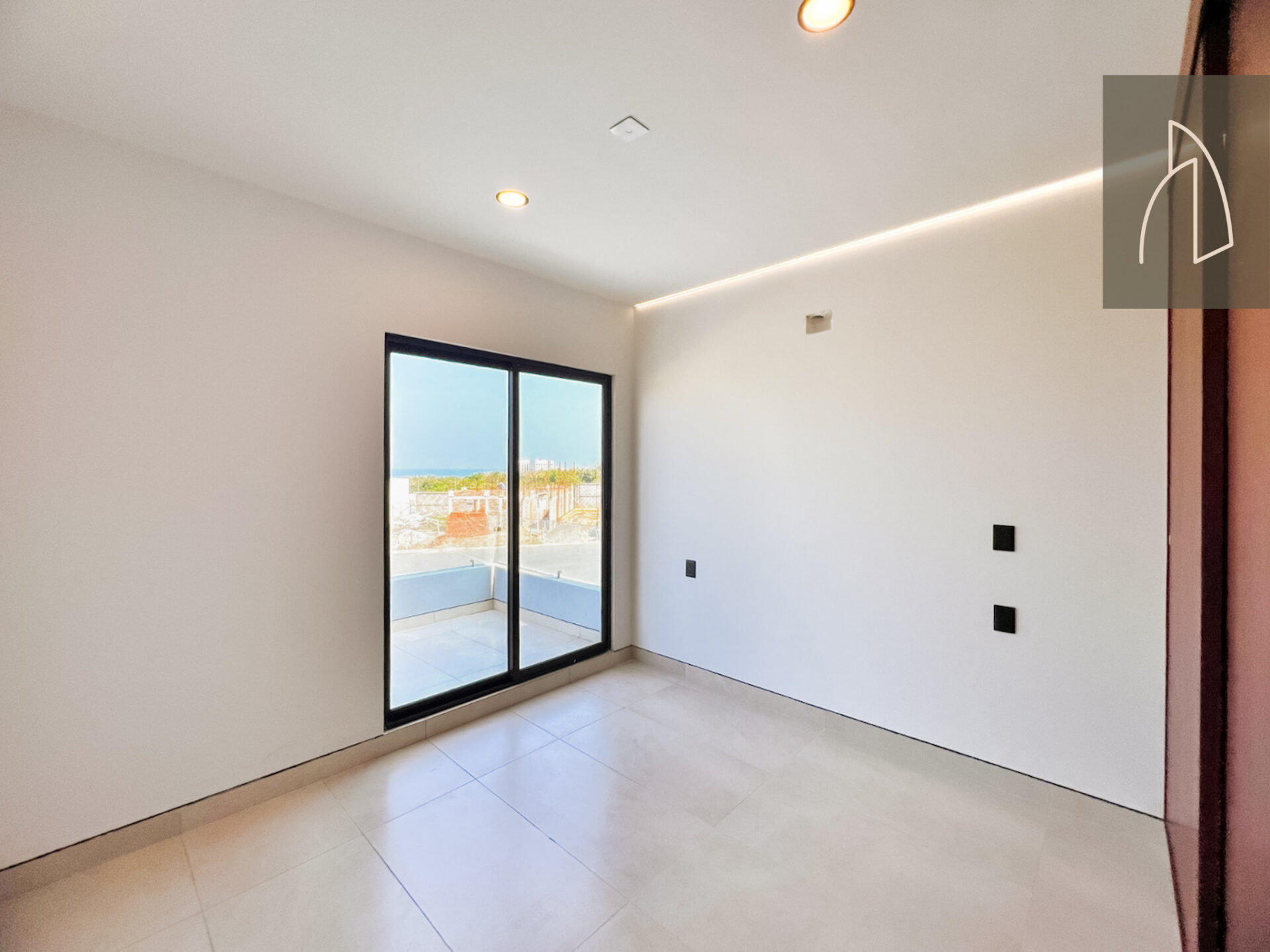 Casa Avita • En Venta Fracc. Lomas Mediterráneo