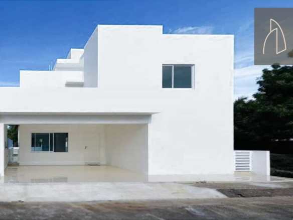 Casa “Velo” • En Venta Fracc. Las Palmas de Medellin