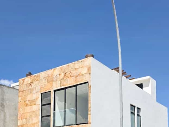Casa Seluna • En Venta Fracc. Punto Lomas