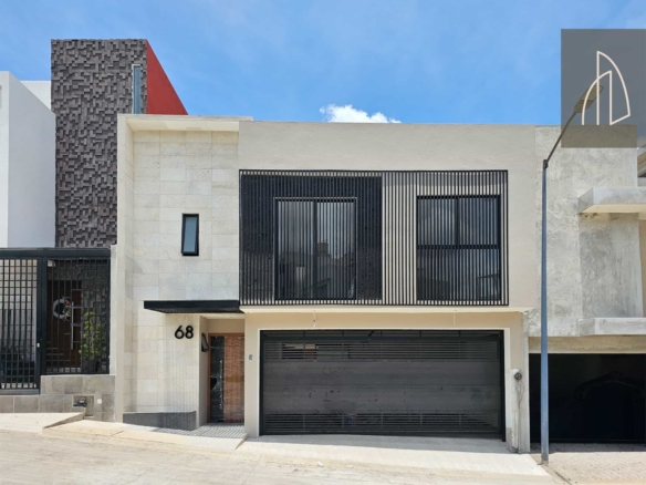 Casa Virela • En Pre venta Fracc. Xochiapam