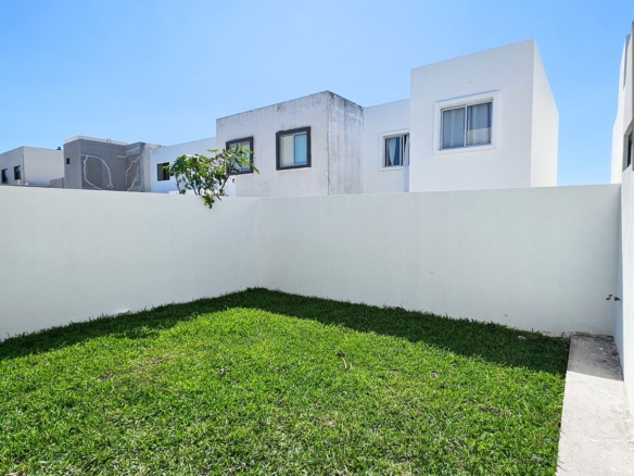 Casa Lumina • En Venta Lomas de la Rioja
