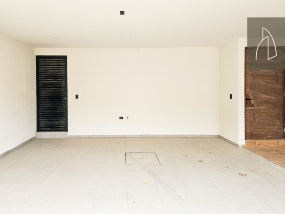 Casa Solum • En Venta Fraccionamiento la Finca