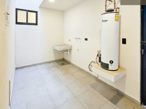 Casa Solum • En Venta Fraccionamiento la Finca