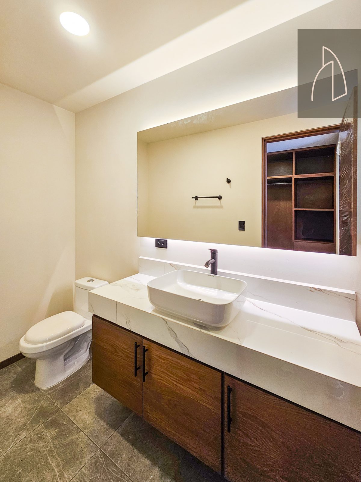 Casa Solum • En Venta Fraccionamiento la Finca