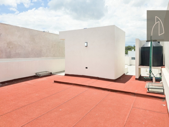 Casa Solum • En Venta Fraccionamiento la Finca