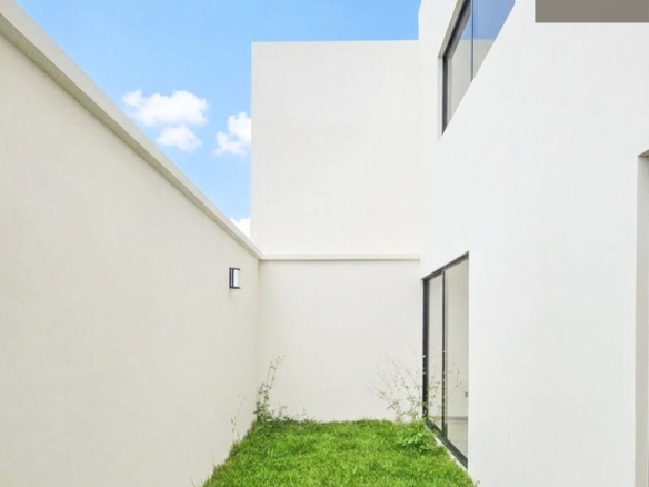 Casa Solum • En Venta Fraccionamiento la Finca