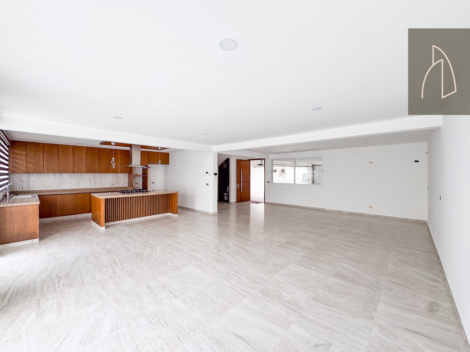 Casa Elvia • En Venta Fraccionamiento Monte Magno