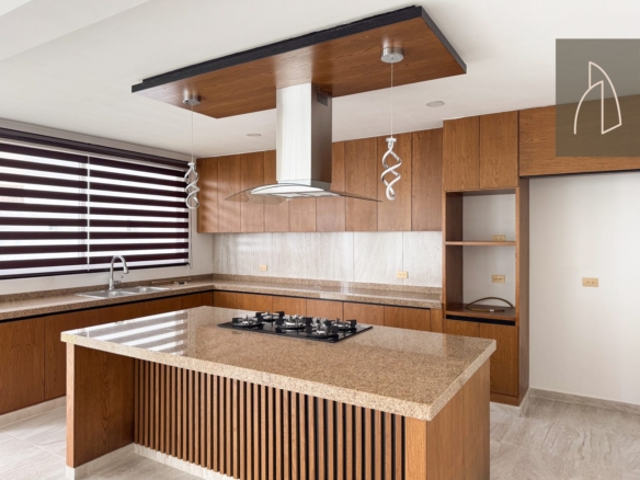 Casa Elvia • En Venta Fraccionamiento Monte Magno