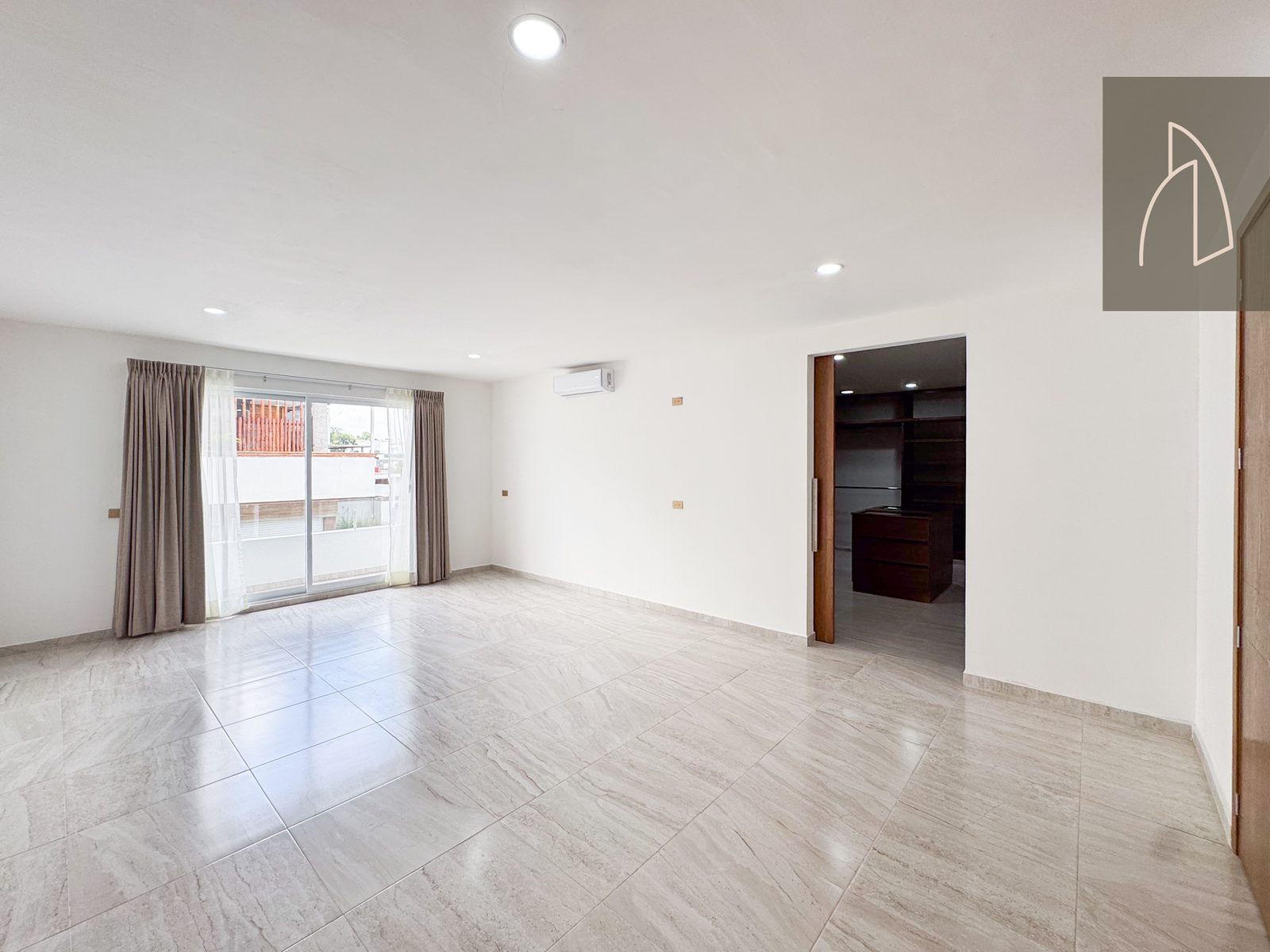 Casa Elvia • En Venta Fraccionamiento Monte Magno