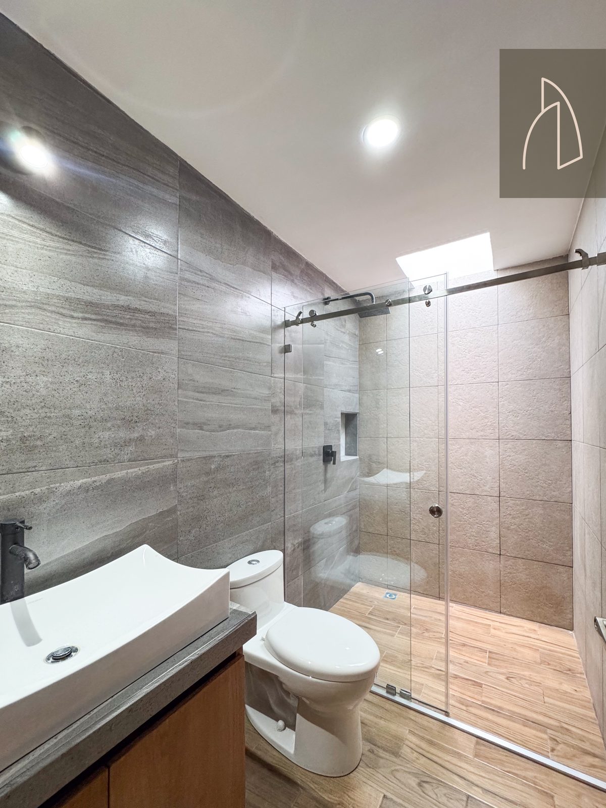 Casa Elvia • En Venta Fraccionamiento Monte Magno