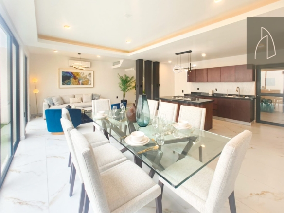 Casa Lariza • En Venta Fracc. Lomas del Dorado