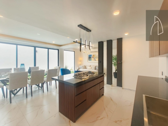 Casa Lariza • En Venta Fracc. Lomas del Dorado