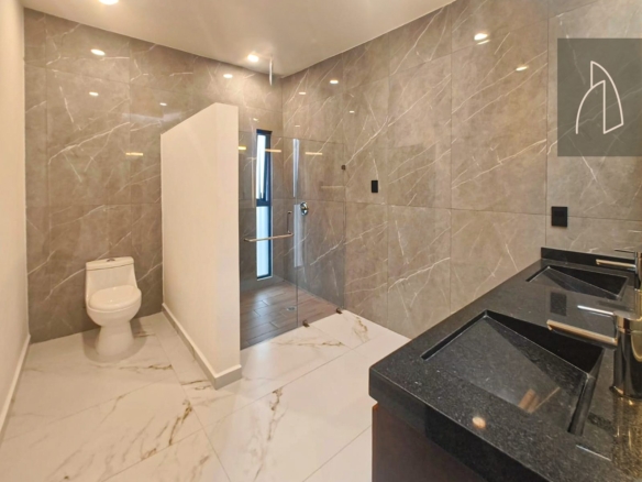 Casa Lariza • En Venta Fracc. Lomas del Dorado